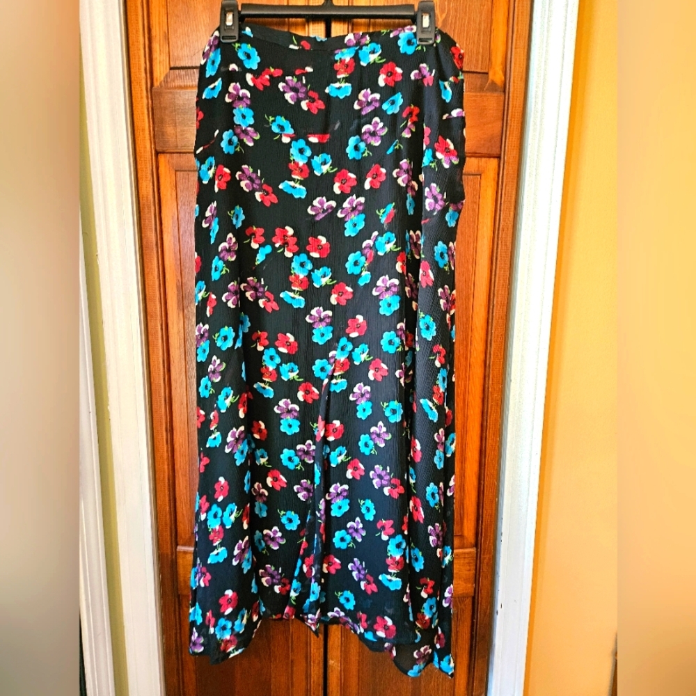 Jones New York Blue and Pink Floral Maxi Skirt